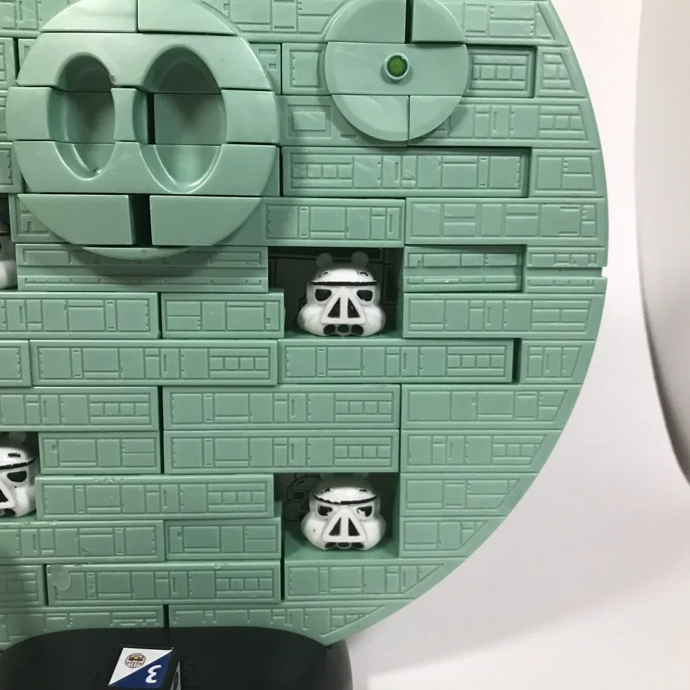 Hasbro Angry Birds Star Wars Jenga‎ Death Star Game A2845 w/ Exclusive Chewbacca